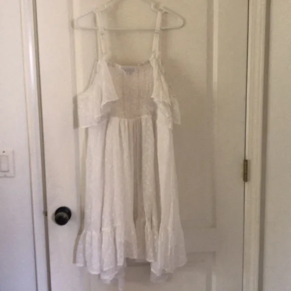Torrid NWT White Dress - Picture 2 of 5